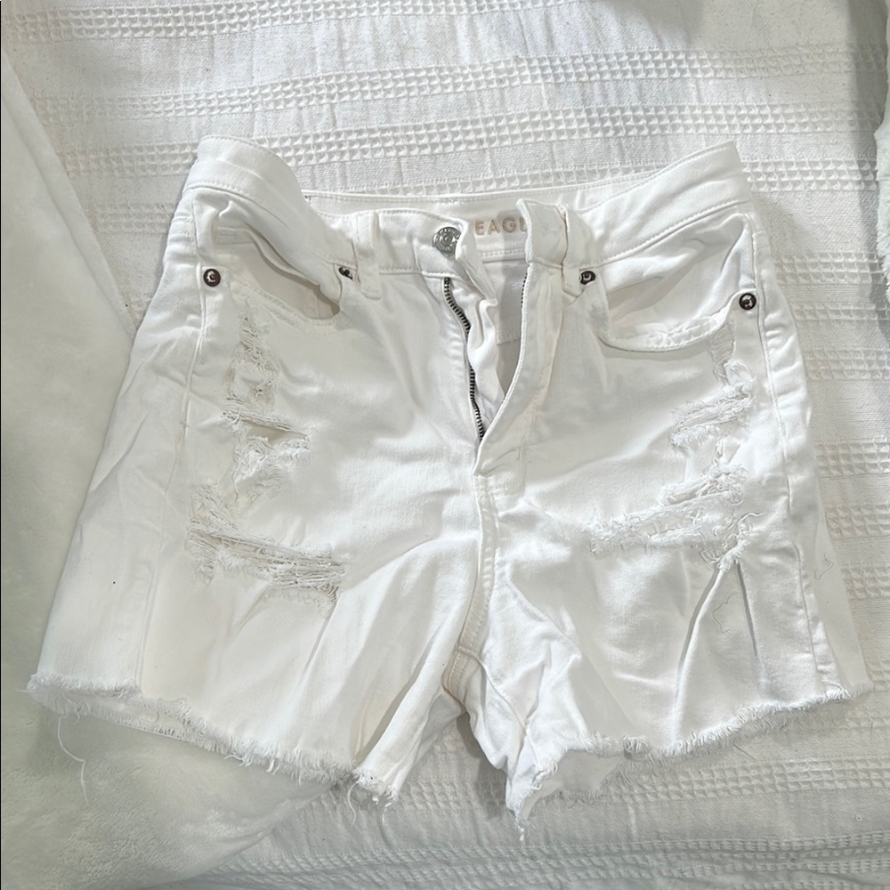 American Eagles White Jean Shorts Frayed Hem